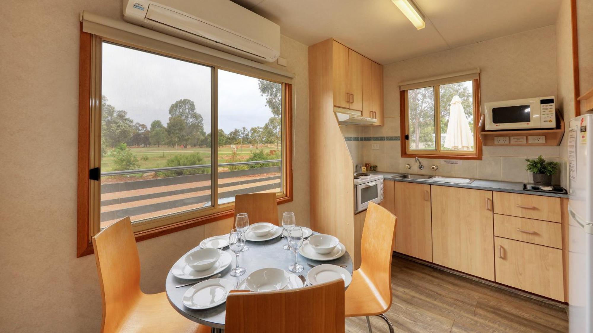 Yarrawonga Riverlands Tourist Park Δωμάτιο φωτογραφία