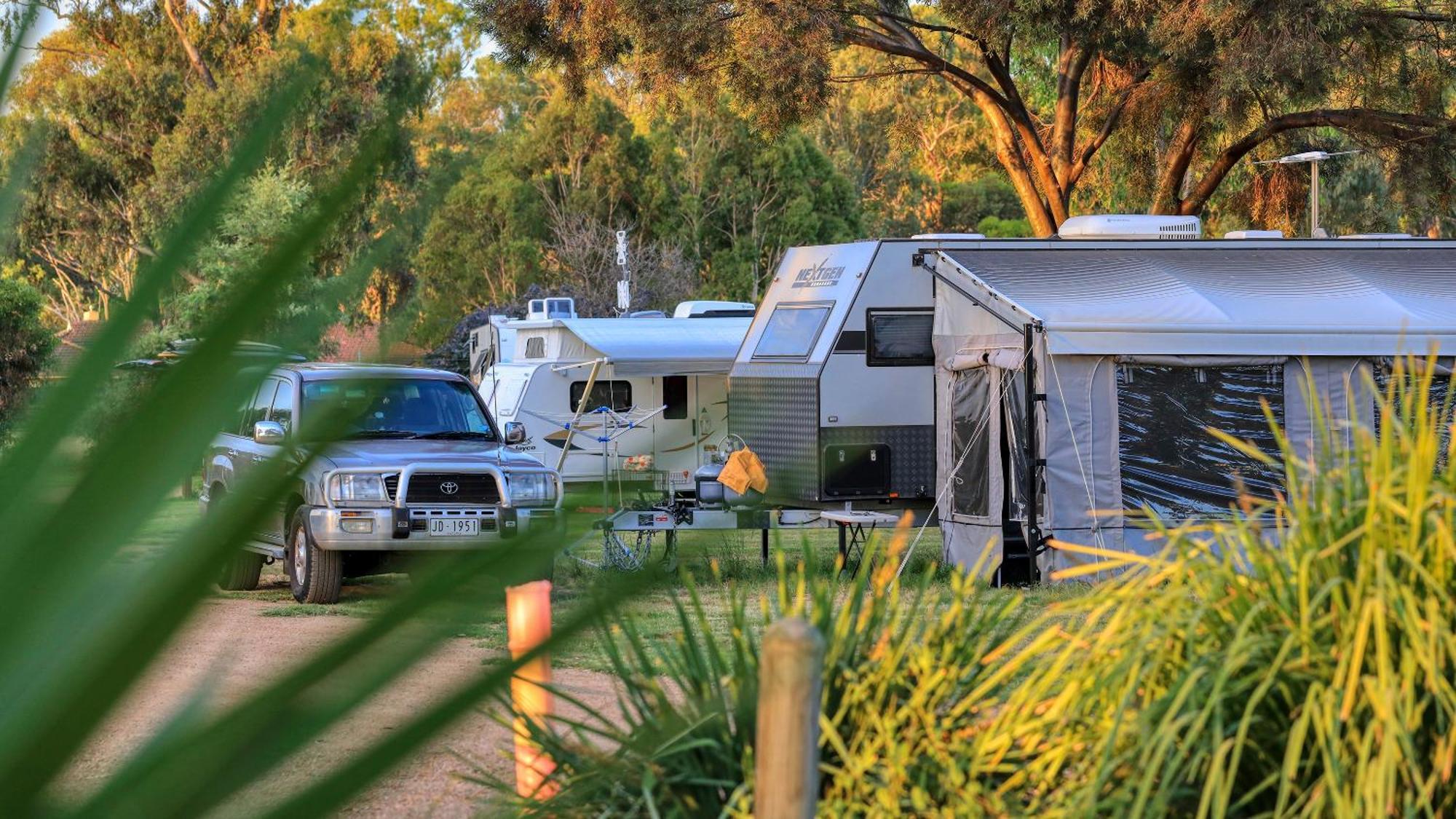 Yarrawonga Riverlands Tourist Park Δωμάτιο φωτογραφία
