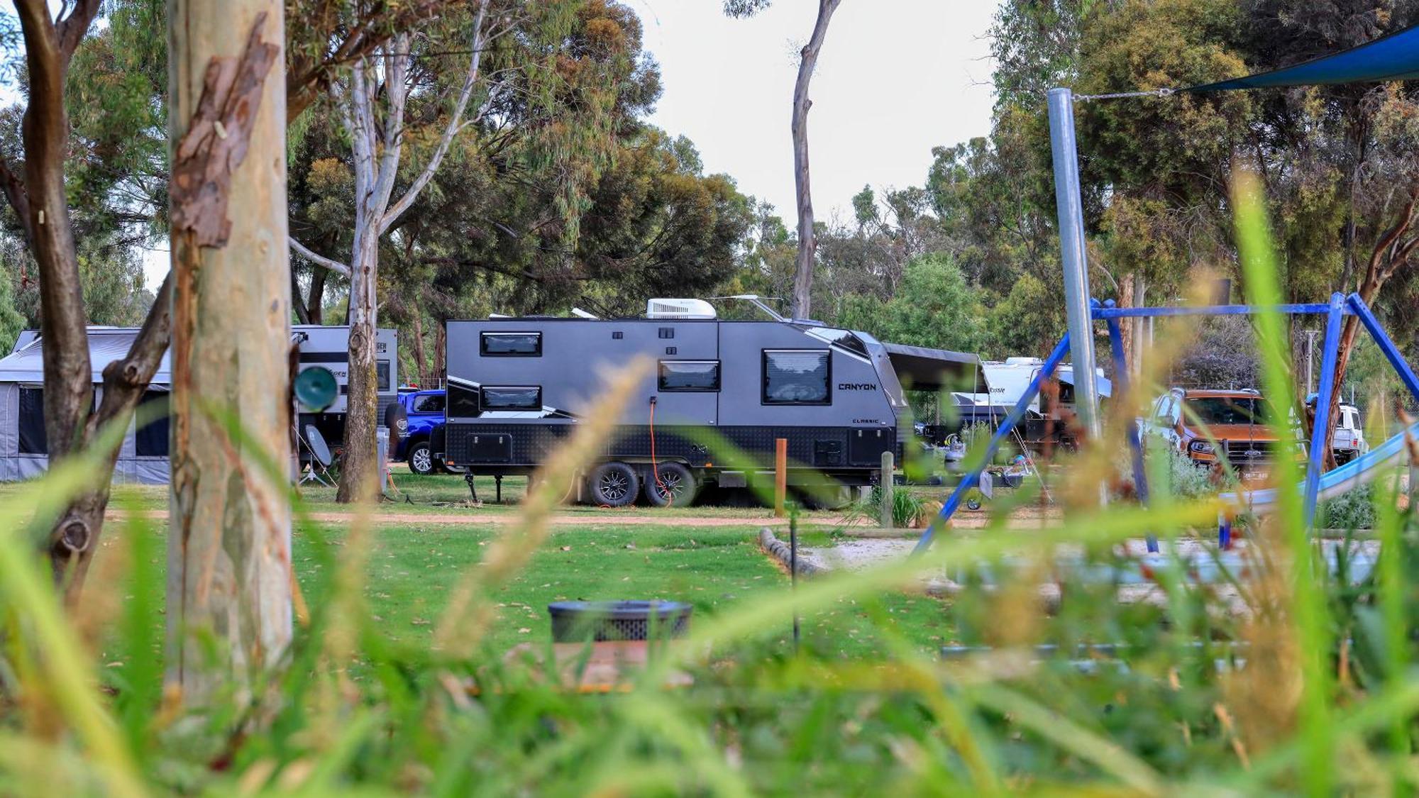 Yarrawonga Riverlands Tourist Park Εξωτερικό φωτογραφία